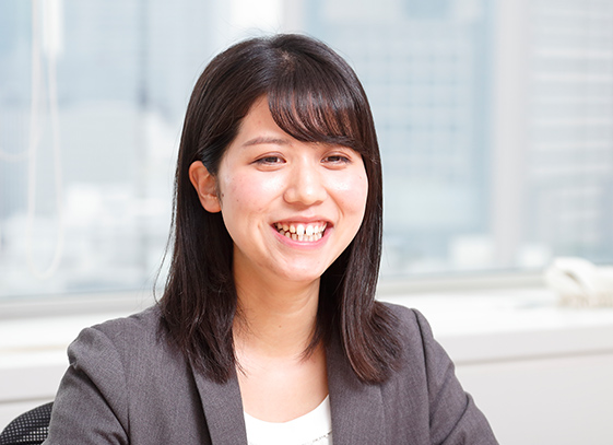 インタビュー中の様子